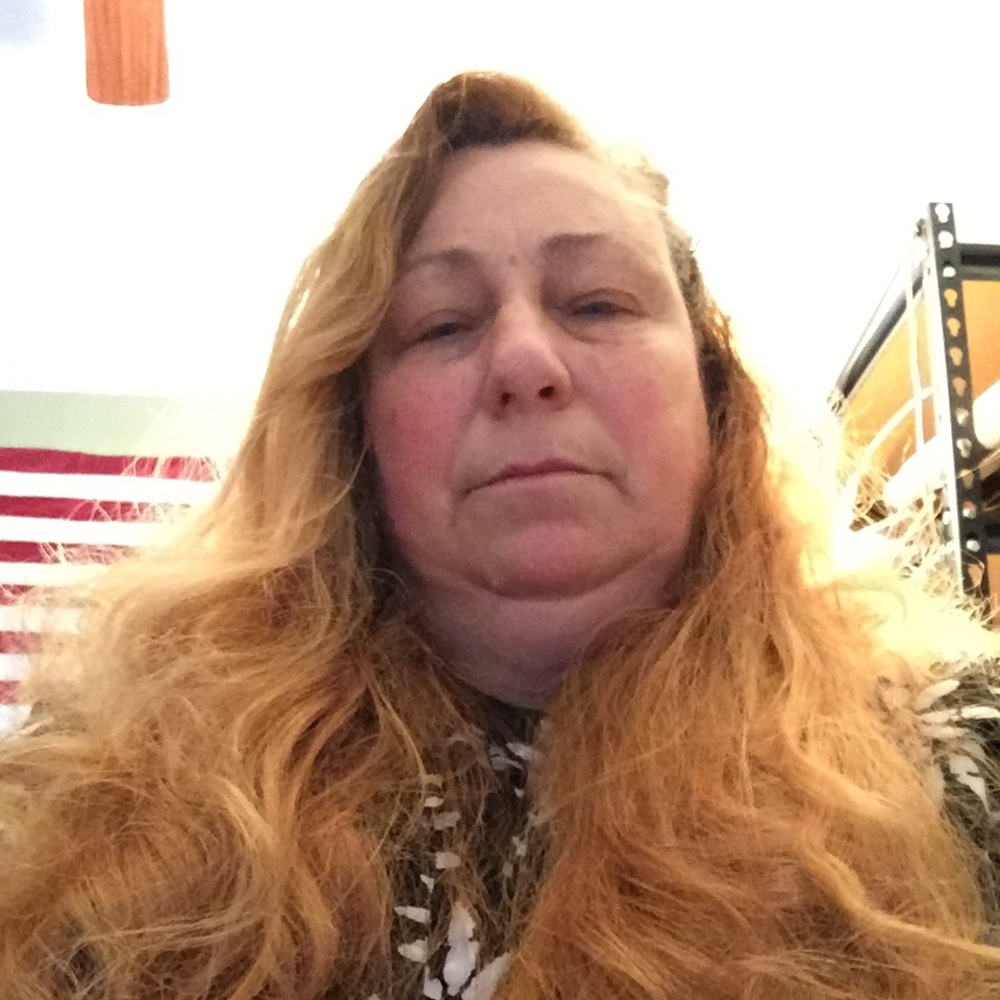 Meet your Posher, Elvira